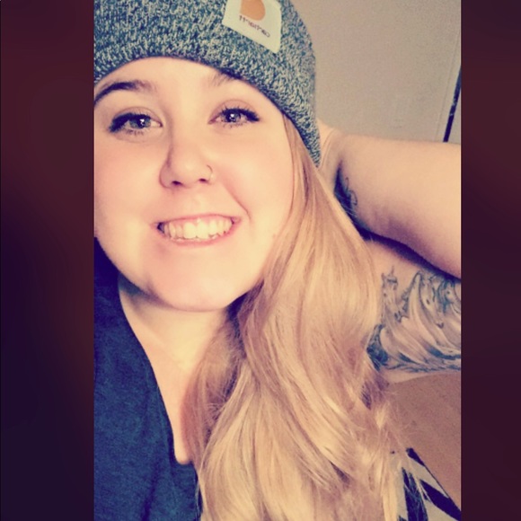 Meet your Posher, Kassity - Picture 1 of 1